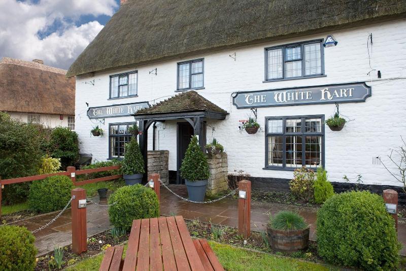 The White Hart, Wroughton Bed & Breakfast Swindon Exterior foto